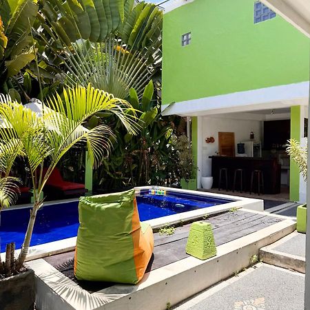 Urban Jungle Beach House Canggu  Bagian luar foto